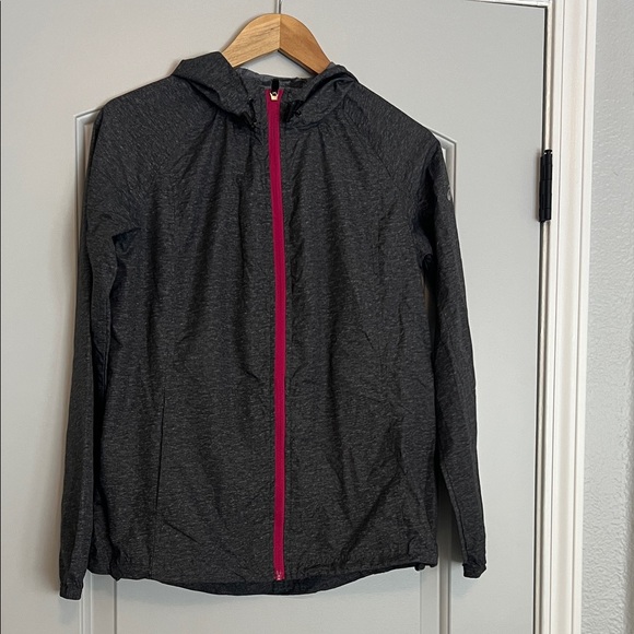 Asics Women's windbreaker Jacket - Black with Pink Zipper - Picture 1 of 4